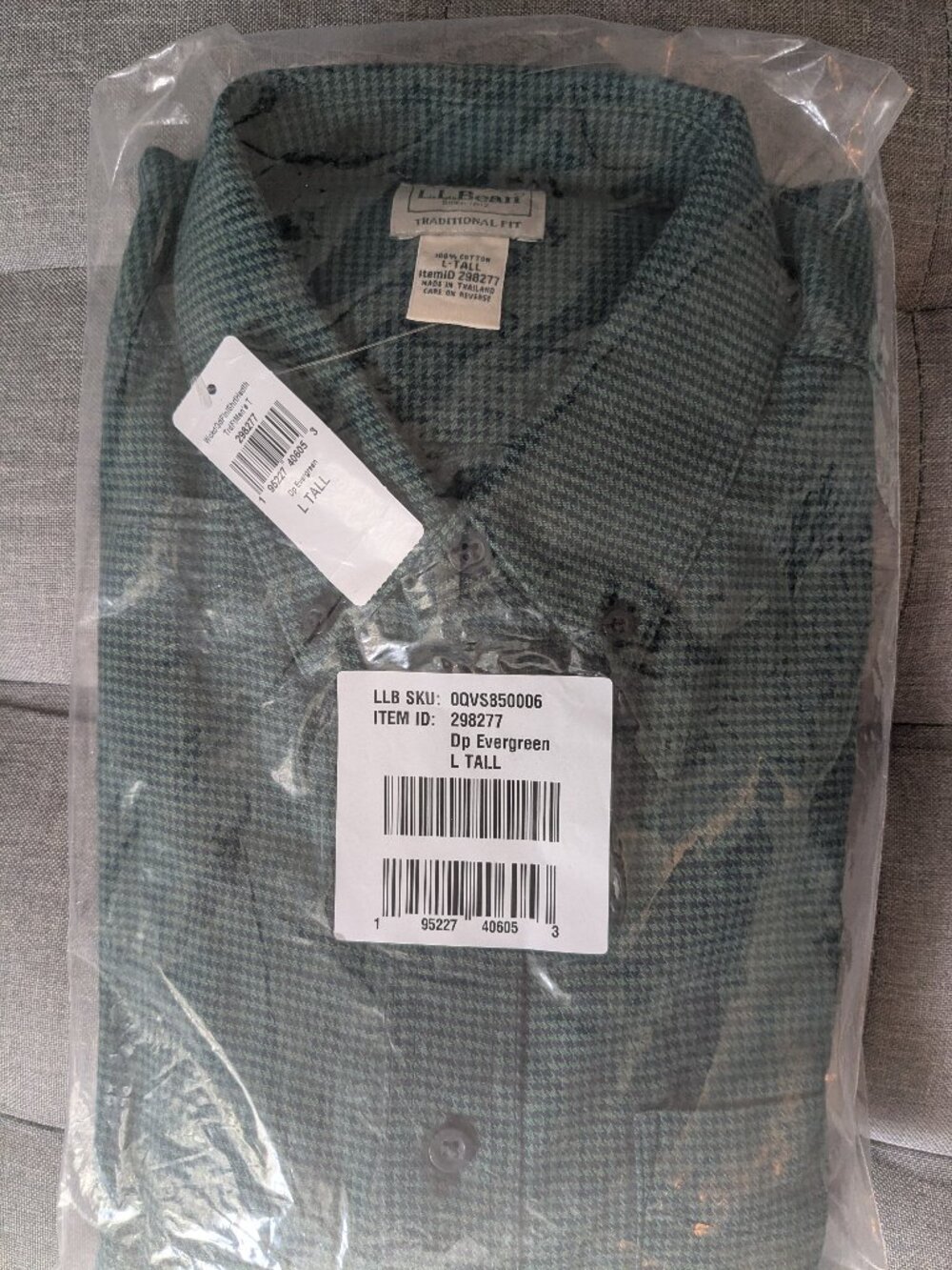 L.L. Bean Wicked Good Flannel Shirt – Deep Evergreen Houndstooth – L Tall - Picture 2 of 3
